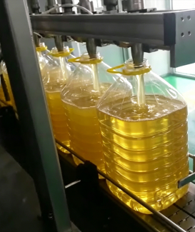 Edible oil filling line